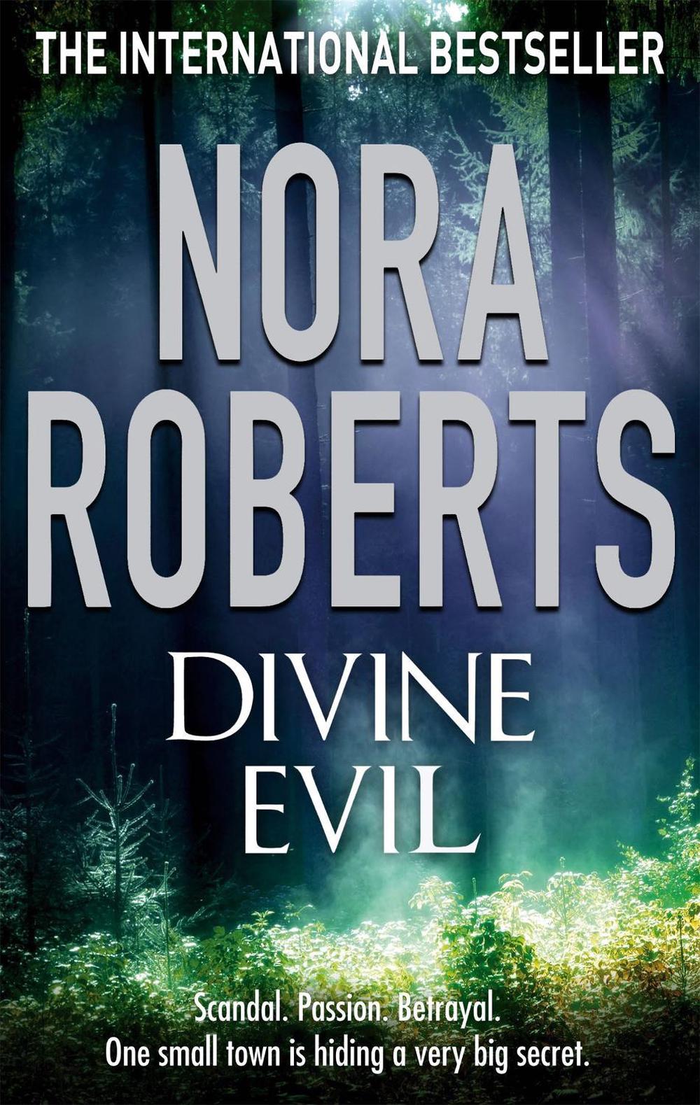 Divine Evil by Nora Roberts - ISBN: 9780749941567