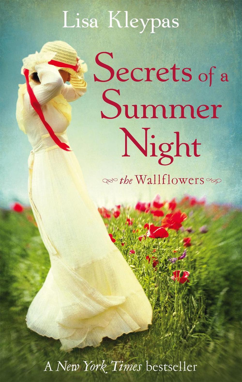 Secrets of a Summer Night by Lisa Kleypas - ISBN: 9780749942809