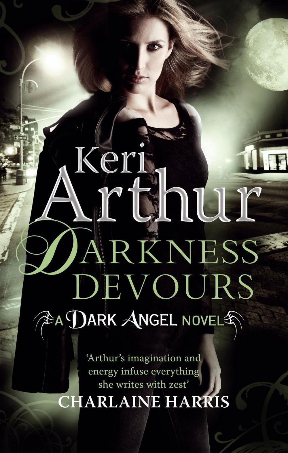 Darkness Devours by Keri Arthur - ISBN: 9780749957650