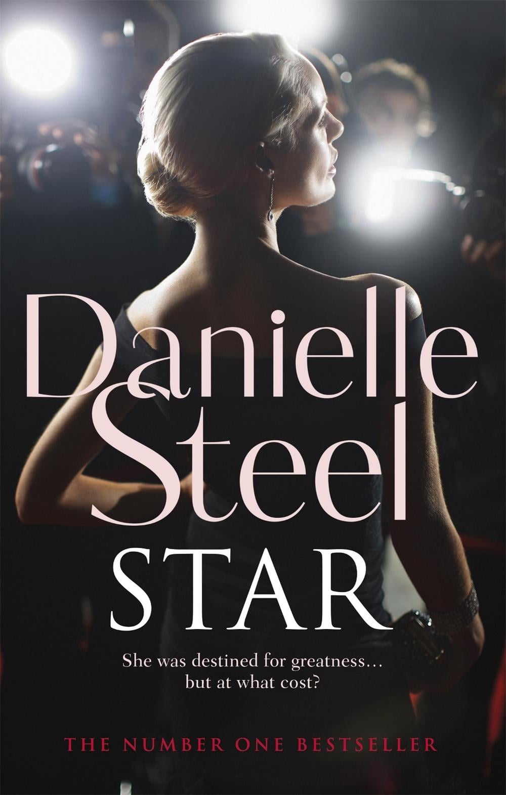 Star by Danielle Steel - ISBN: 9780751584776