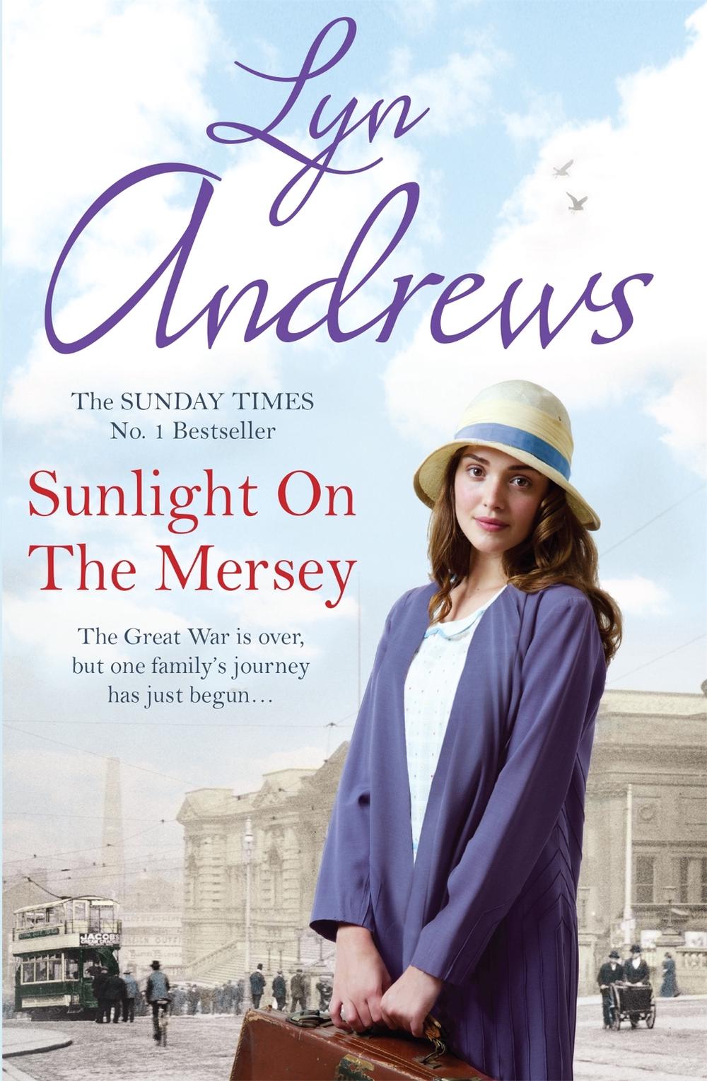Sunlight on the Mersey by Lyn Andrews - ISBN: 9780755371891