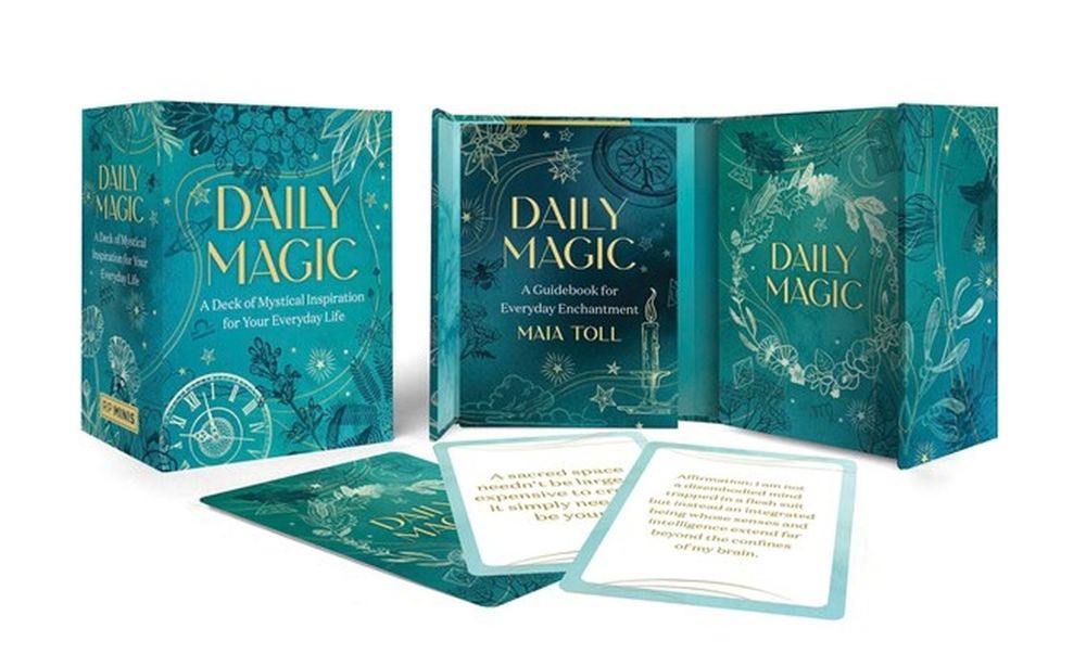 Daily Magic by Maia Toll - ISBN: 9780762480425
