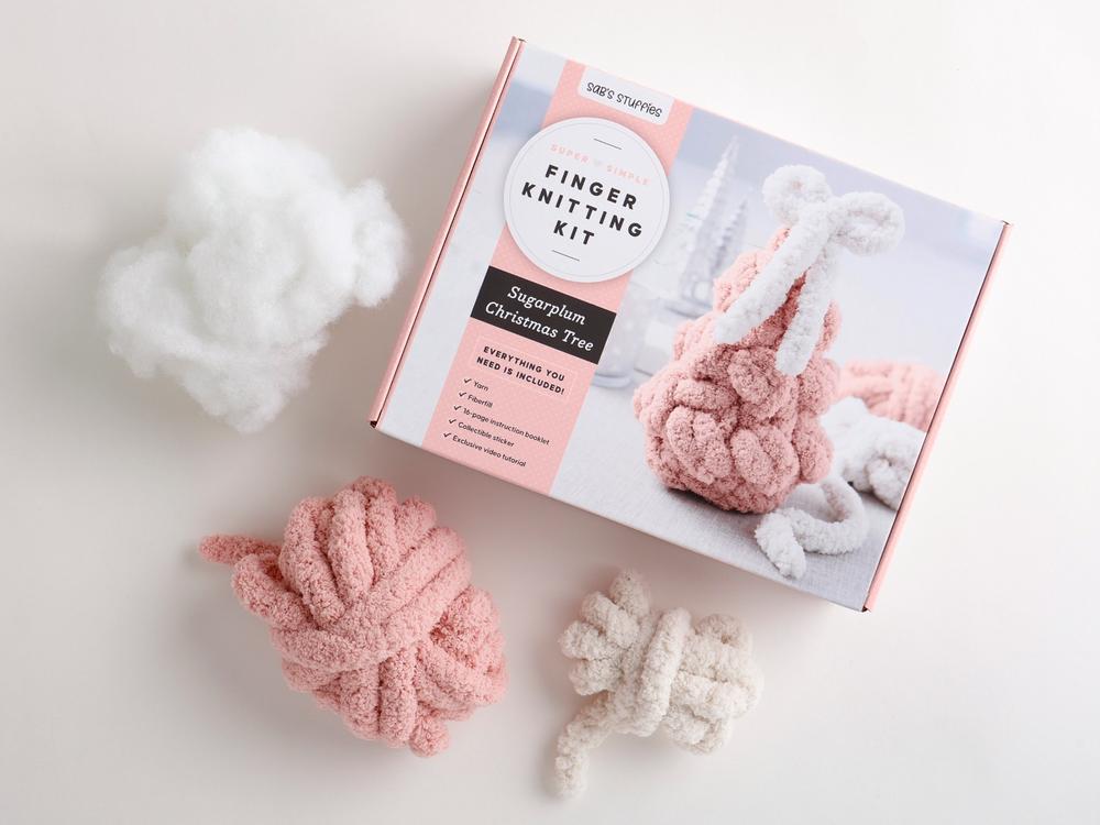 Super Simple Finger Knitting Kit Sugarplum Christmas Tree, 9780764370434