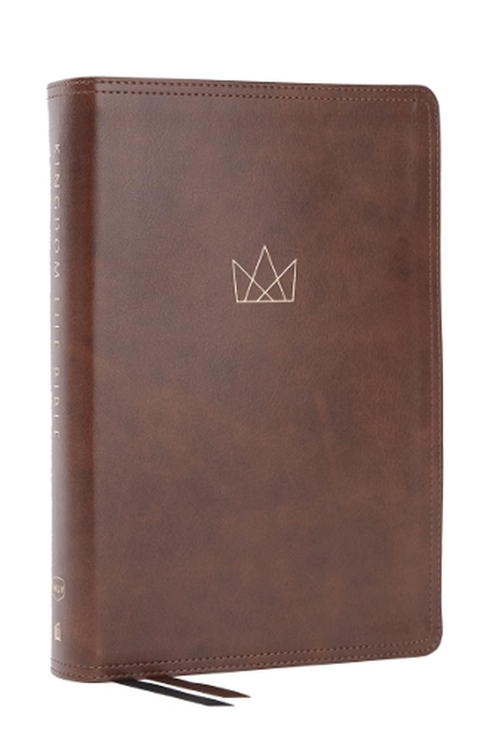 Kingdom Life Bible: Joining God's Mission to Save the World (NKJV, Brown Leathersoft, Red Letter, Comfort Print), 9780785222484