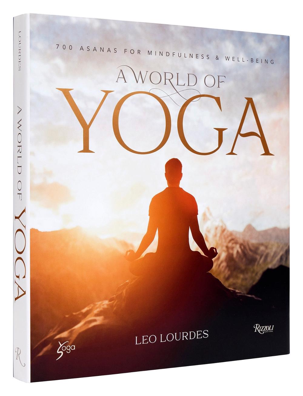 A World of Yoga, 9780789344472