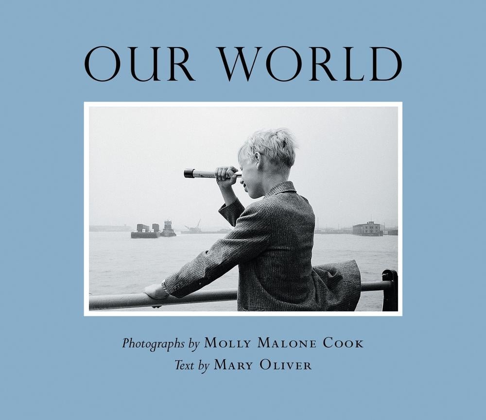 Our World by Mary Oliver - ISBN: 9780807068816