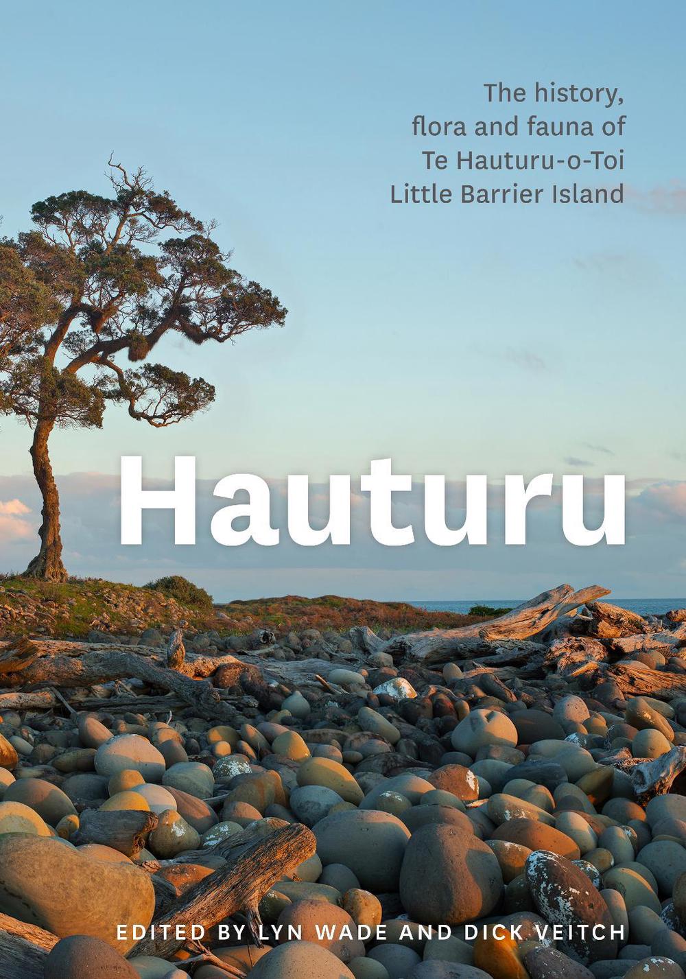 Hauturu by Dick Veitch - ISBN: 9780995109582
