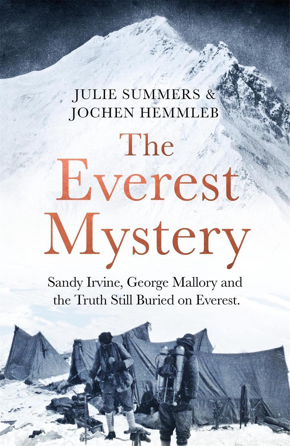 The Everest Mystery by Julie Summers - ISBN: 9781035097890
