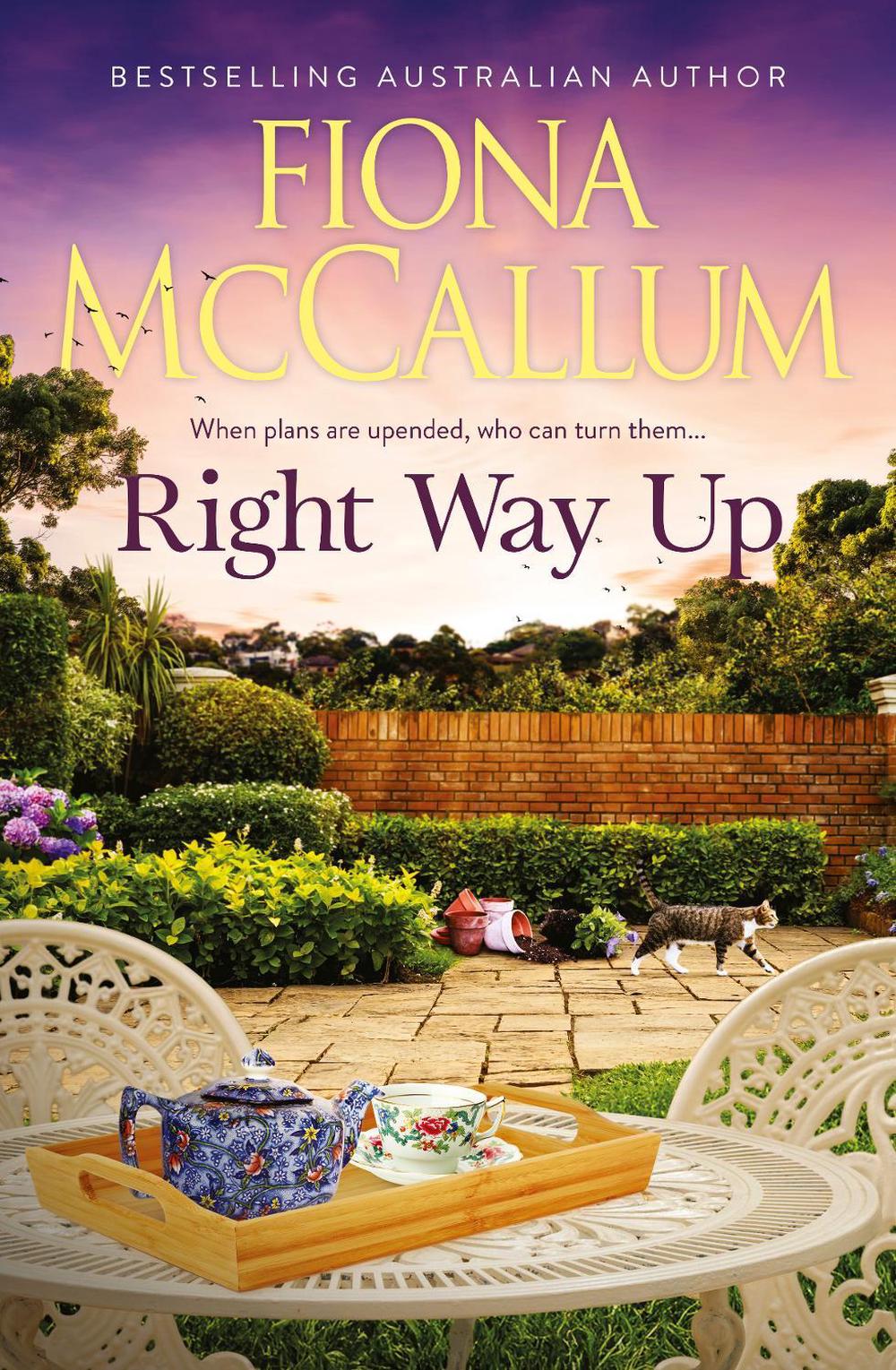 Right Way Up by Fiona McCallum - ISBN: 9781038921468