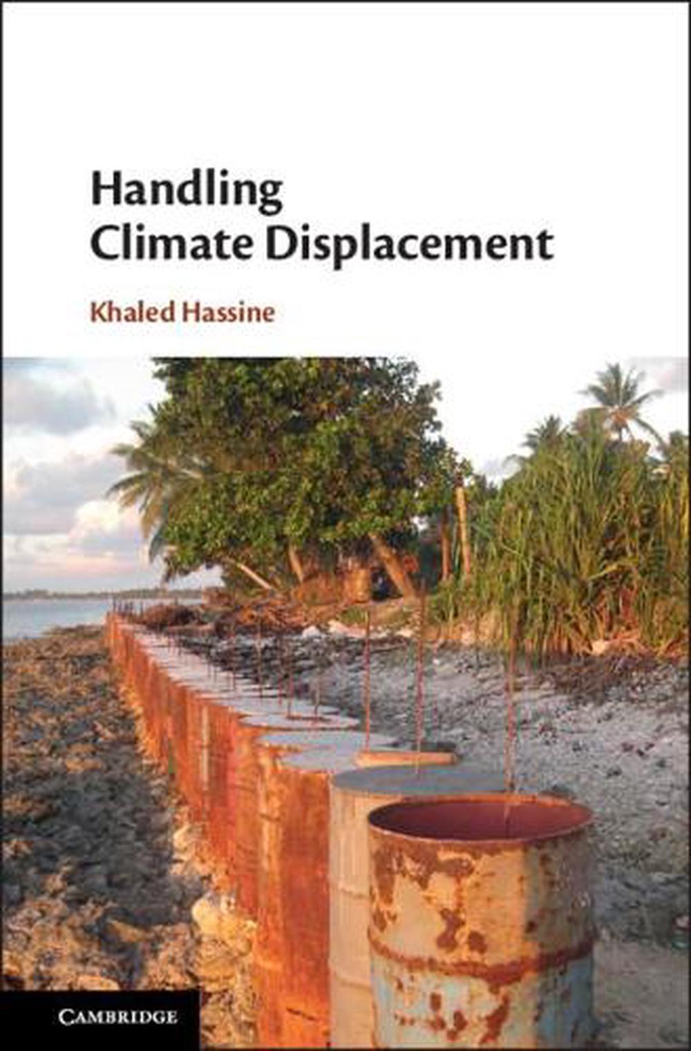 Handling Climate Displacement, 9781108486484