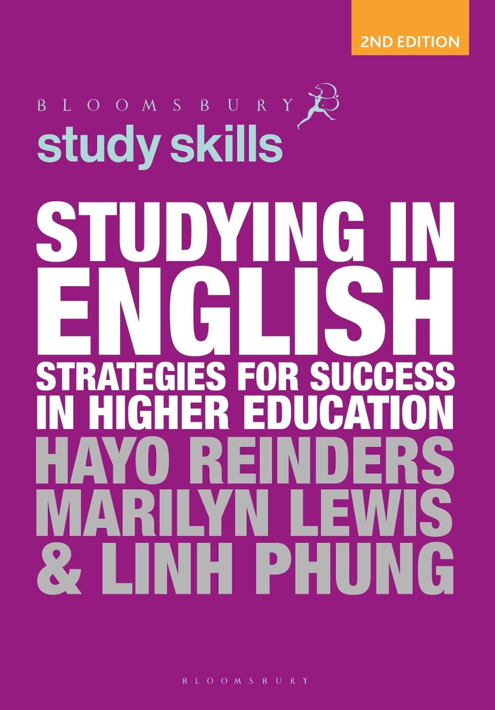 Studying in English, 9781137594051