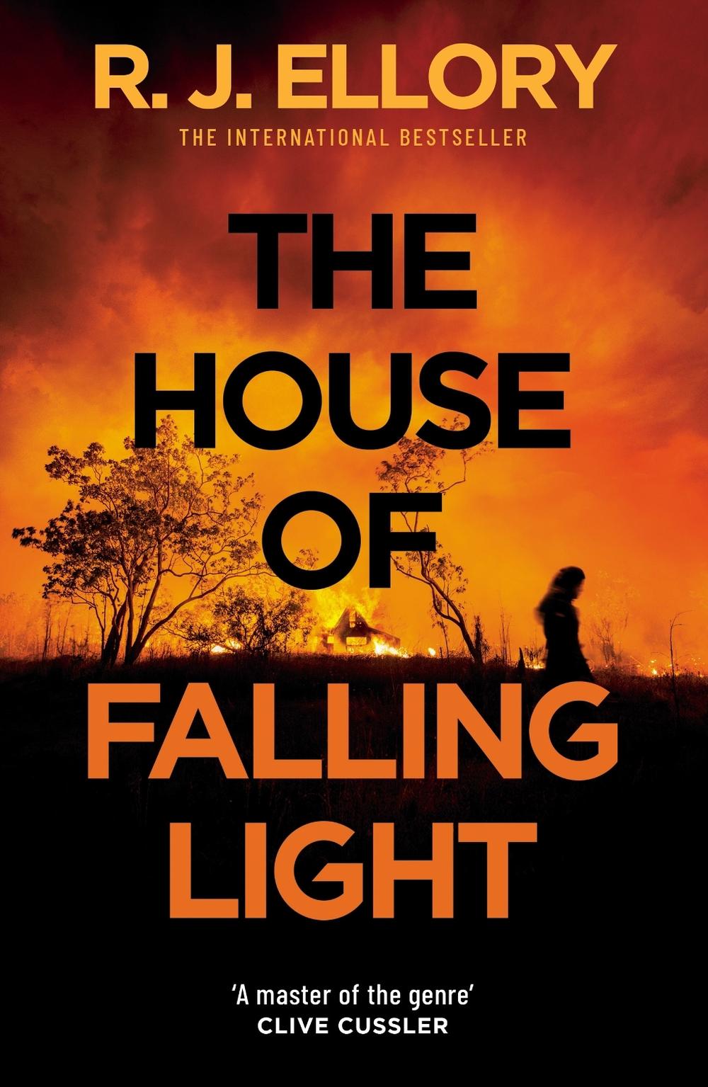 The House of Falling Light by R.J. Ellory - ISBN: 9781398724068