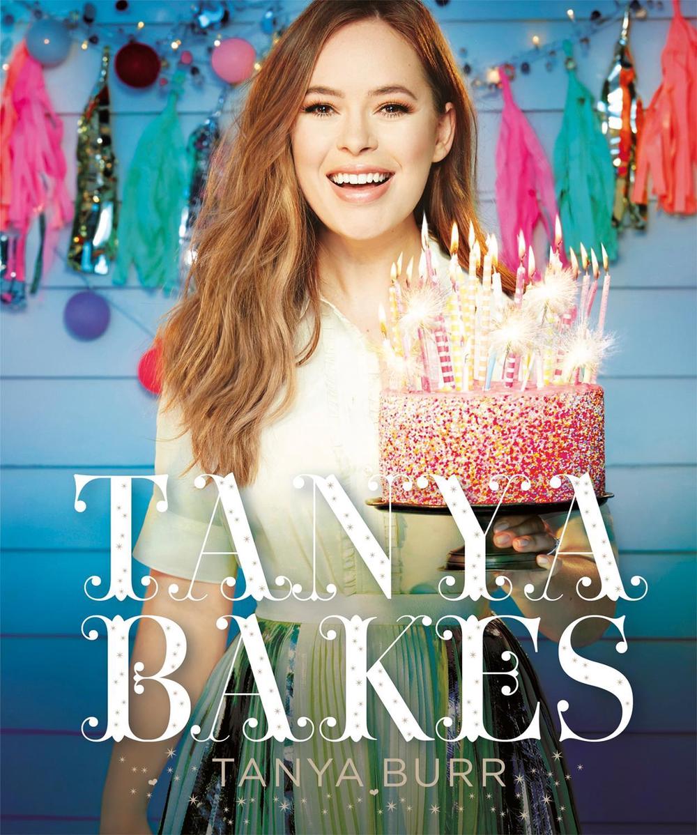Tanya Bakes by Tanya Burr - ISBN: 9781405927208