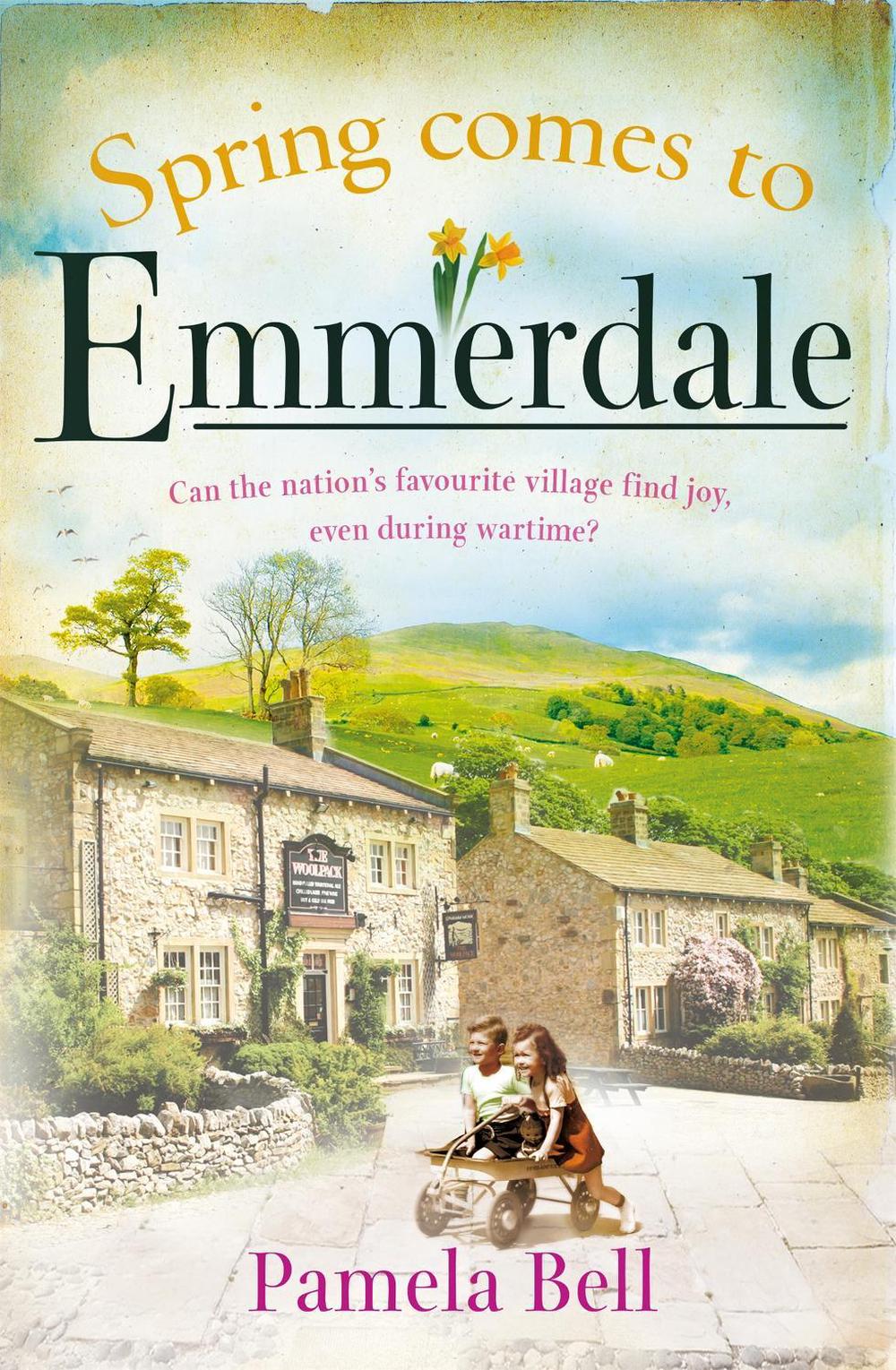 Spring Comes to Emmerdale, 9781409185055
