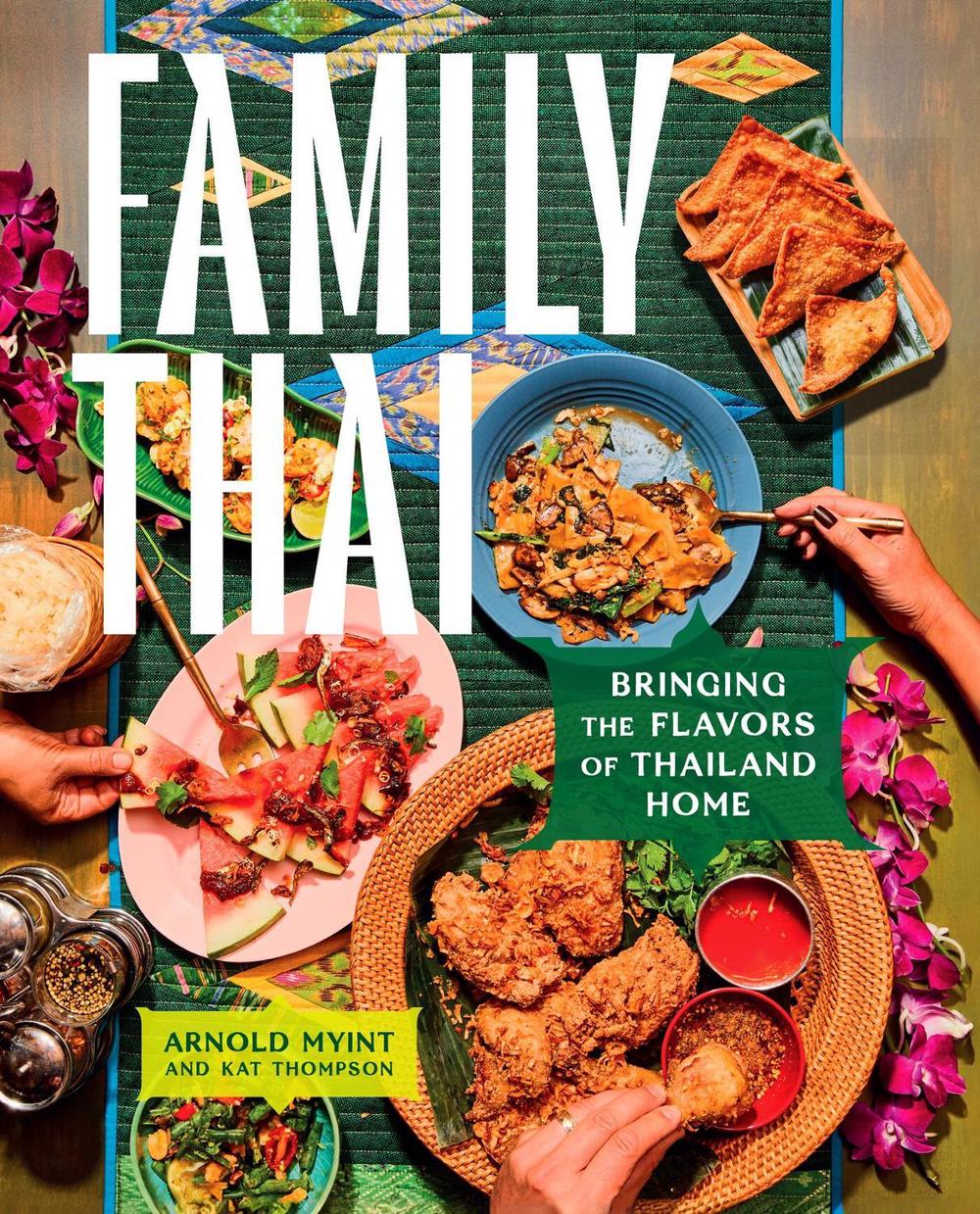 Family Thai, 9781419776380