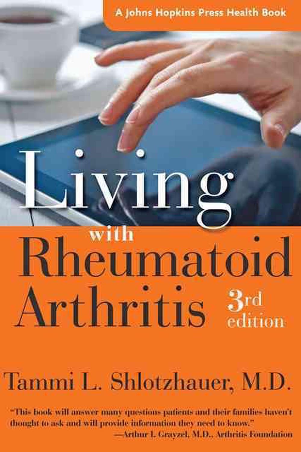 Living with Rheumatoid Arthritis, 9781421414270