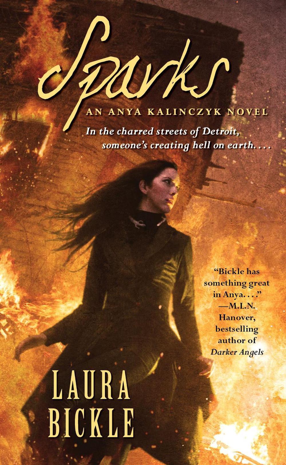 Sparks by Laura Bickle - ISBN: 9781439167687