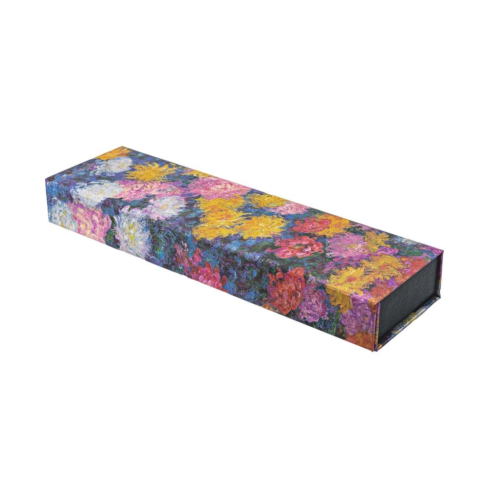 Monet’s Chrysanthemums Pencil Case (Wrap Closure) by Paperblanks - ISBN: 9781439797464