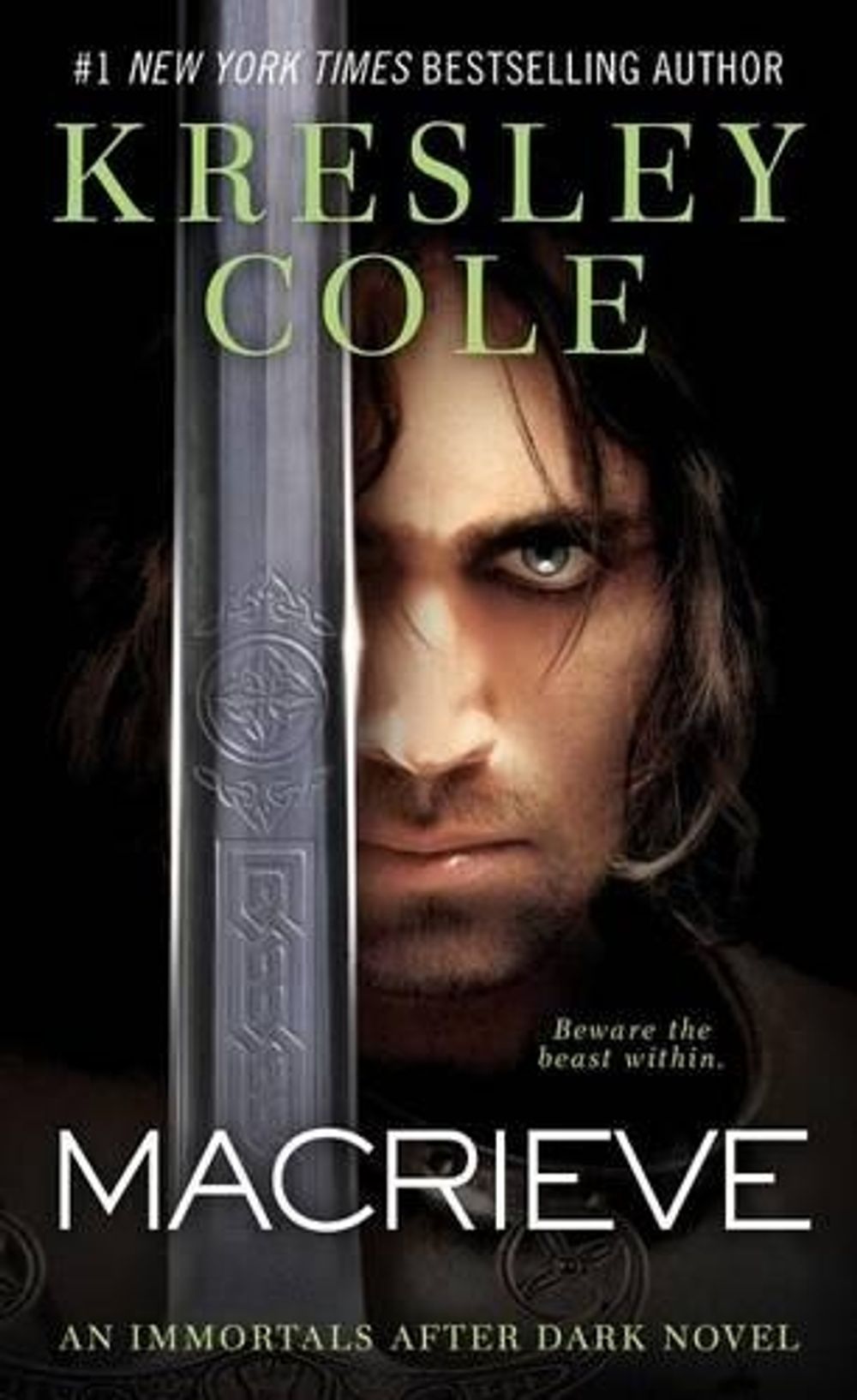 Macrieve by Kresley Cole - ISBN: 9781451649925