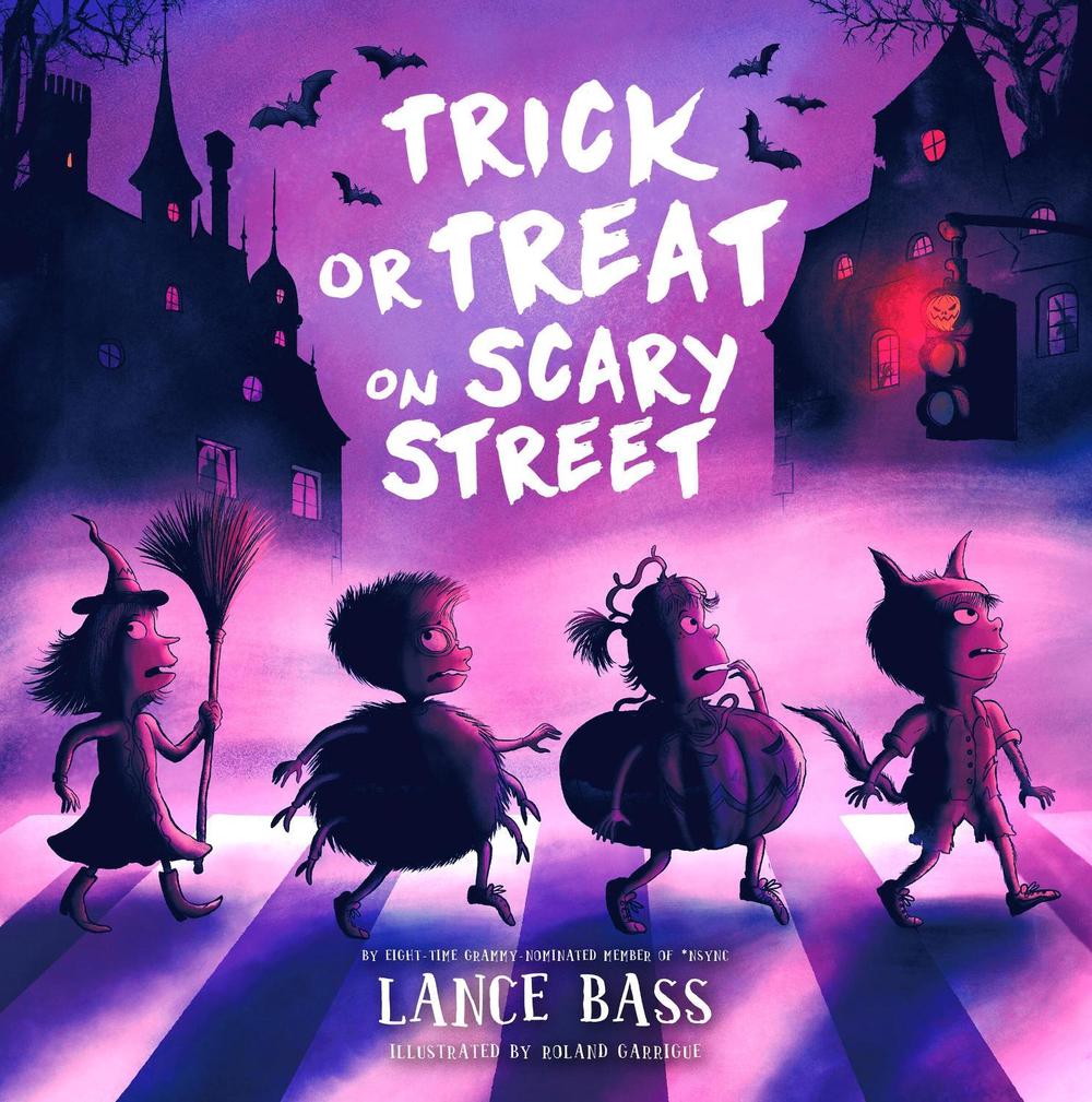 Trick or Treat on Scary Street by Lance Bass - ISBN: 9781454952176