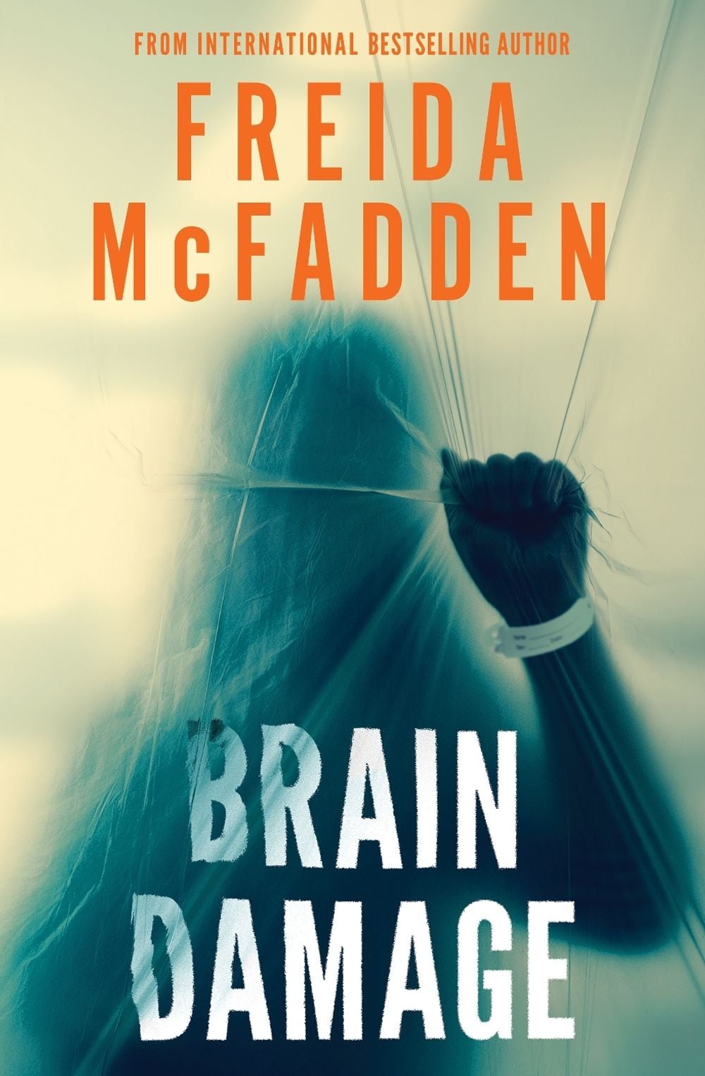 Brain Damage by Freida McFadden - ISBN: 9781464291487