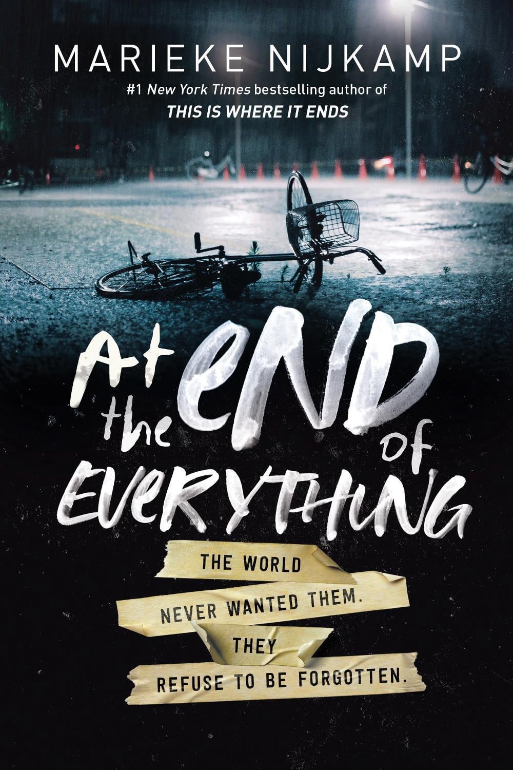 At the End of Everything by Marieke Nijkamp - ISBN: 9781492673156
