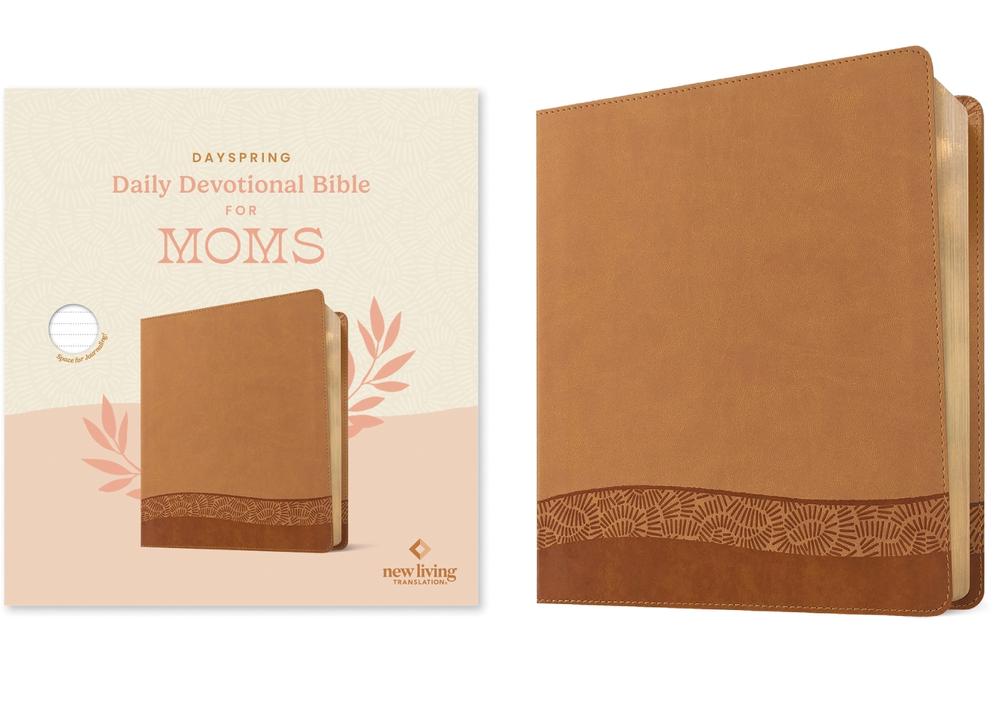 Dayspring Daily Devotional Bible for Moms, NLT (Leatherlike, Camel), 9781496481672