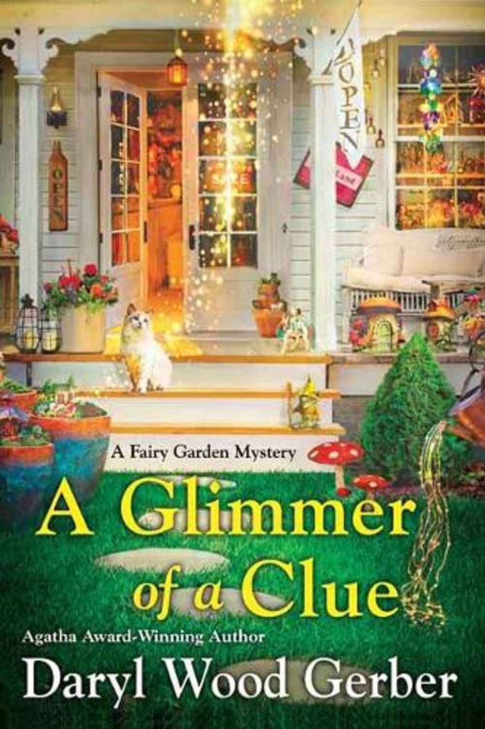 A Glimmer of a Clue by Daryl Wood Gerber - ISBN: 9781496726360