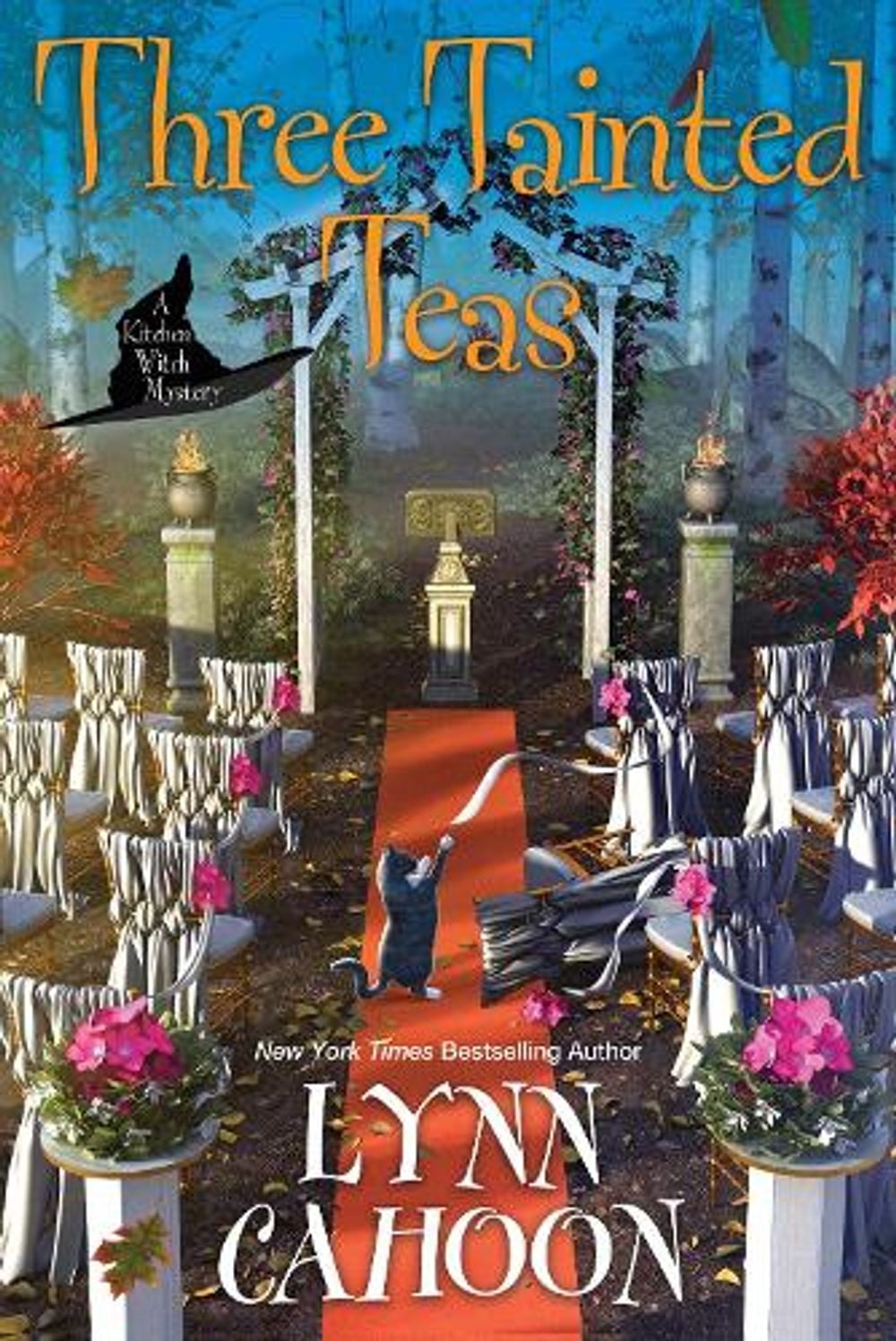 Three Tainted Teas by Lynn Cahoon Cahoon - ISBN: 9781496730336