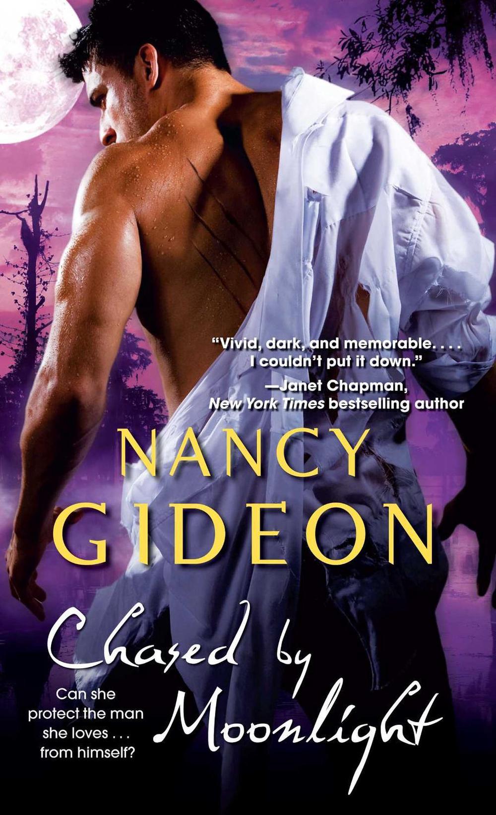 Chased by Moonlight by Nancy Gideon - ISBN: 9781501101977