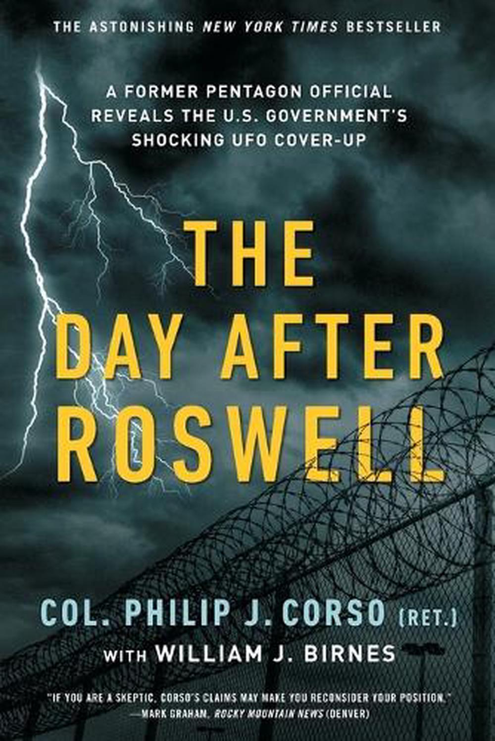 The Day After Roswell, 9781501172007