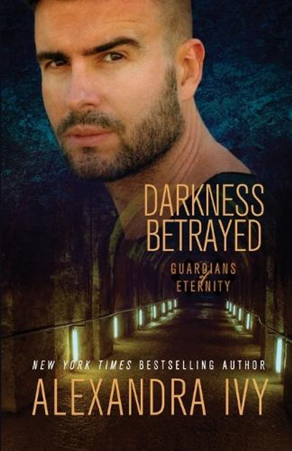 Darkness Betrayed by Alexandra Ivy - ISBN: 9781516110988