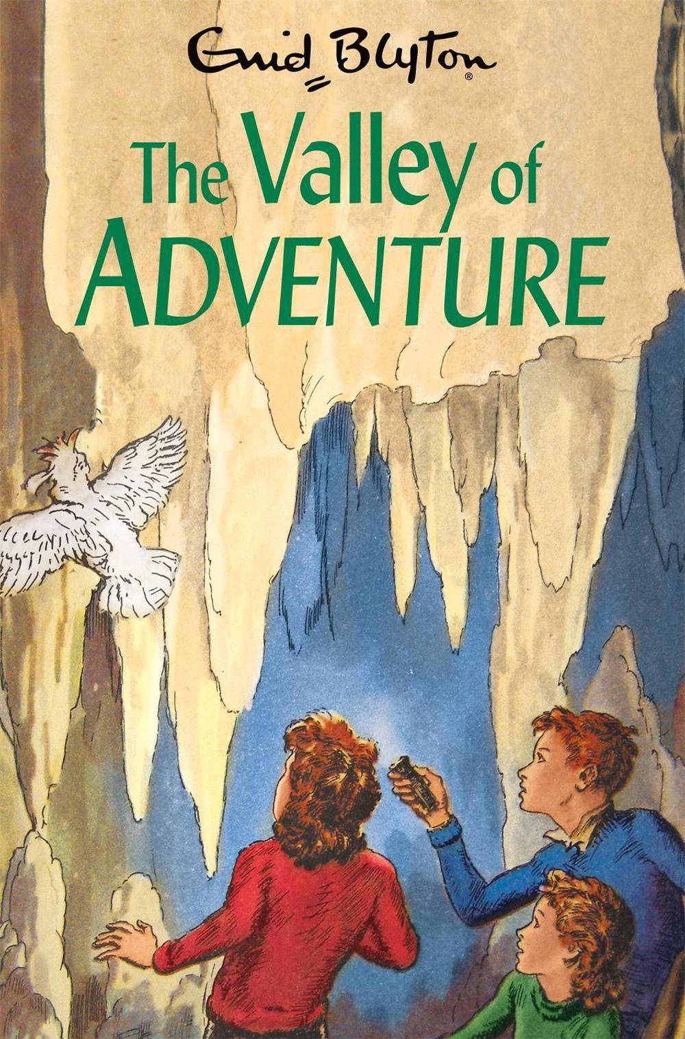 The Valley of Adventure by Enid Blyton - ISBN: 9781529008845
