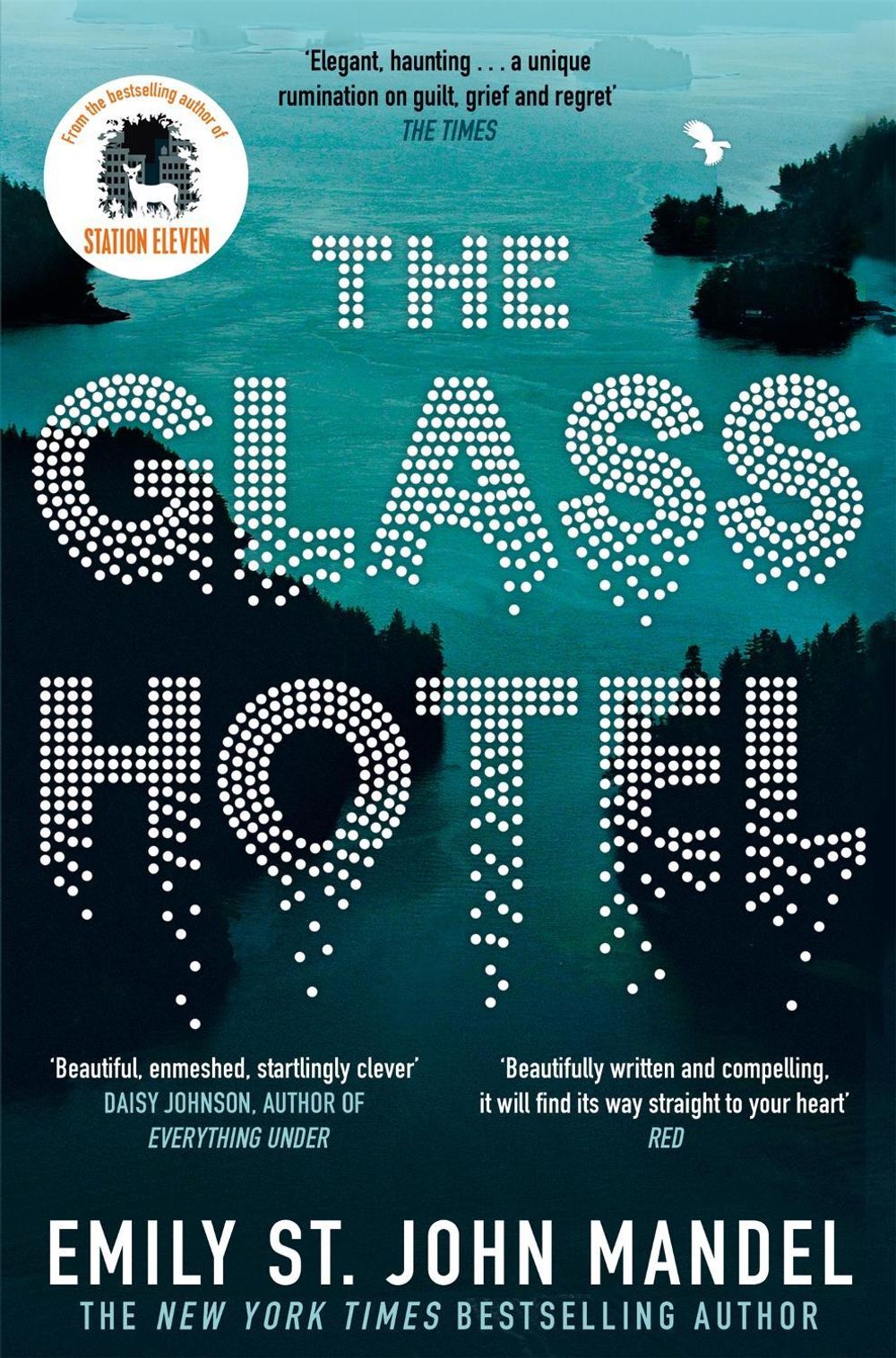 The Glass Hotel by Emily St John Mandel - ISBN: 9781529065619