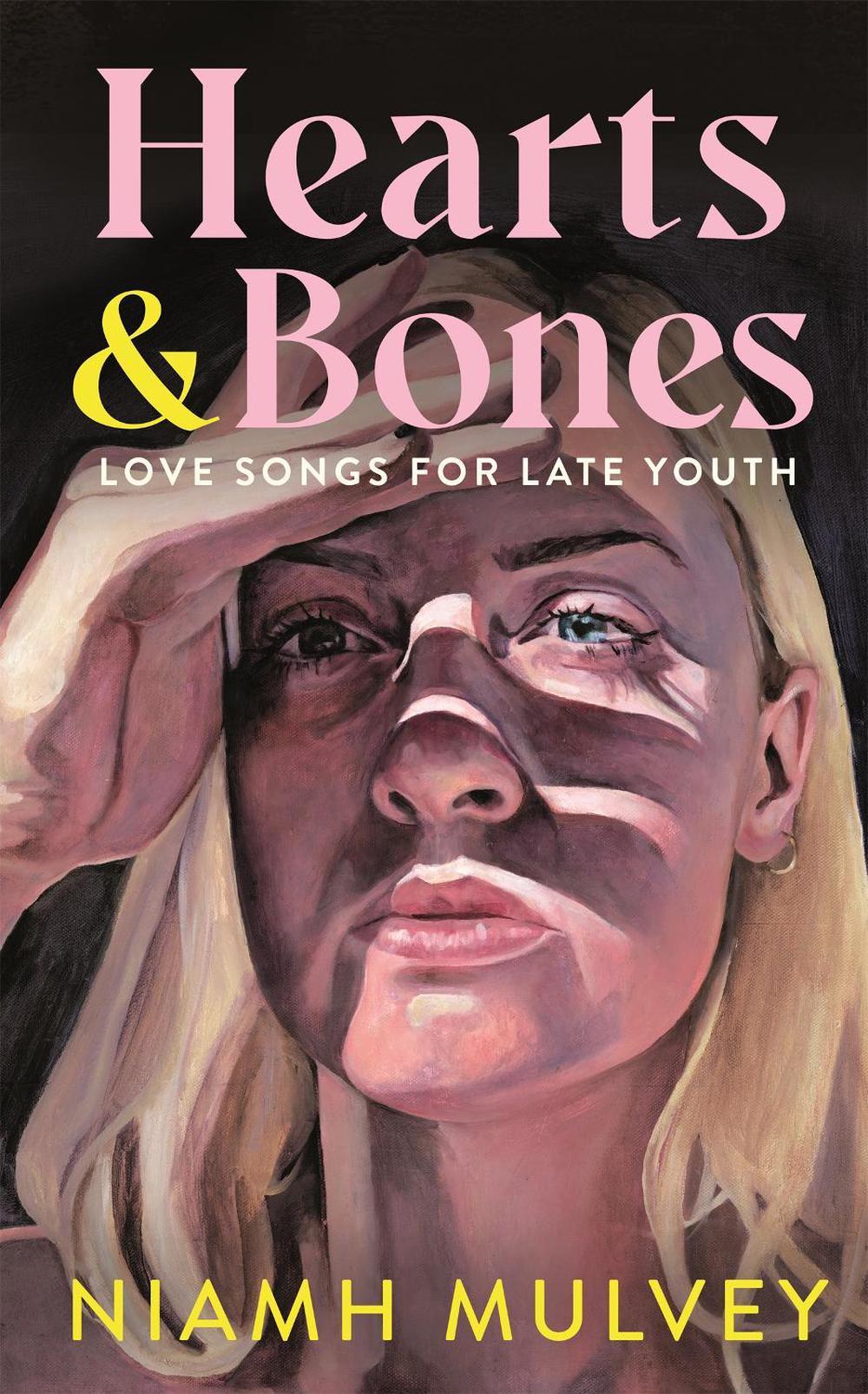 Hearts and Bones by Niamh Mulvey - ISBN: 9781529079920