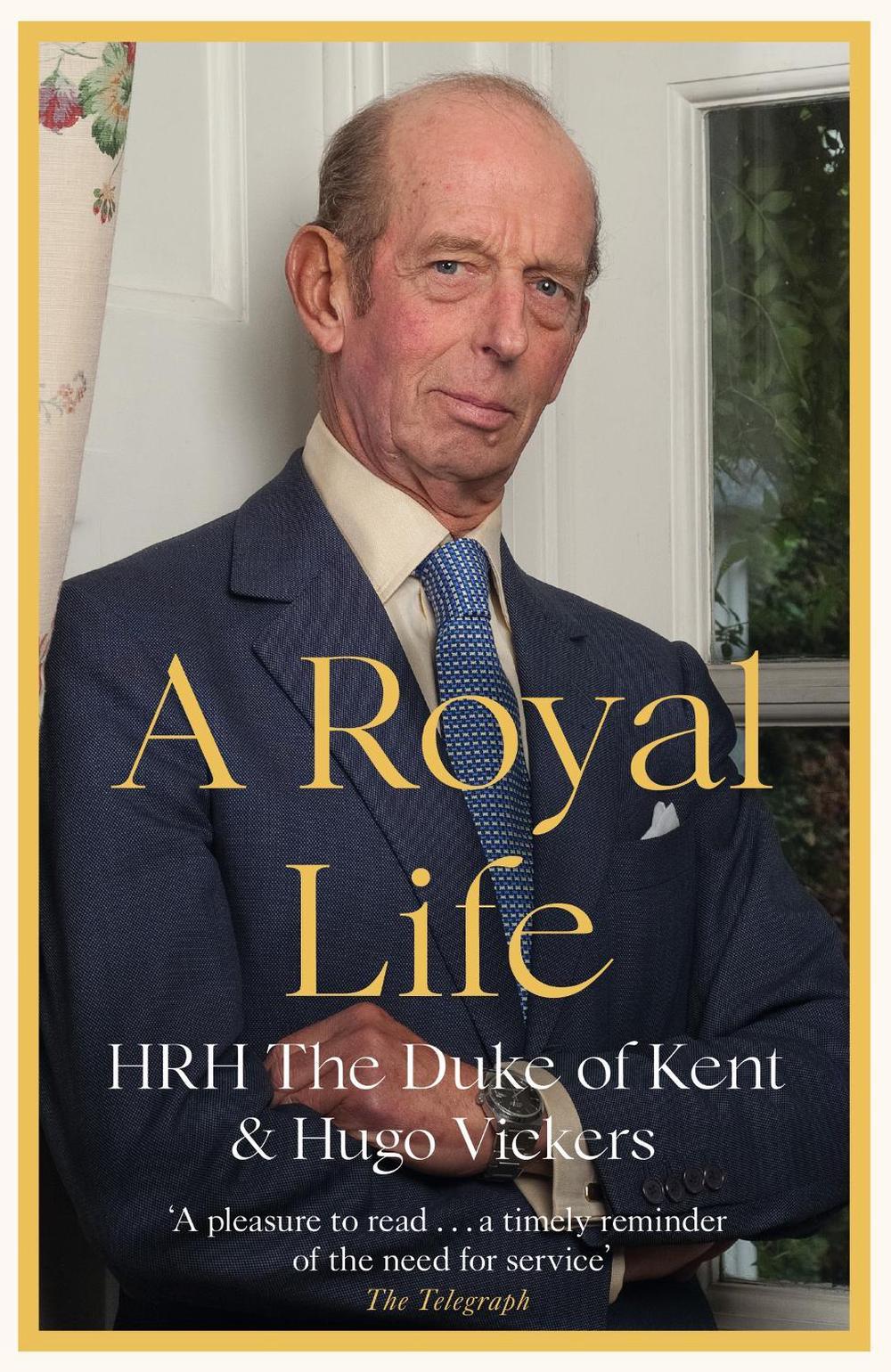 A Royal Life by Hugo Vickers - ISBN: 9781529389739