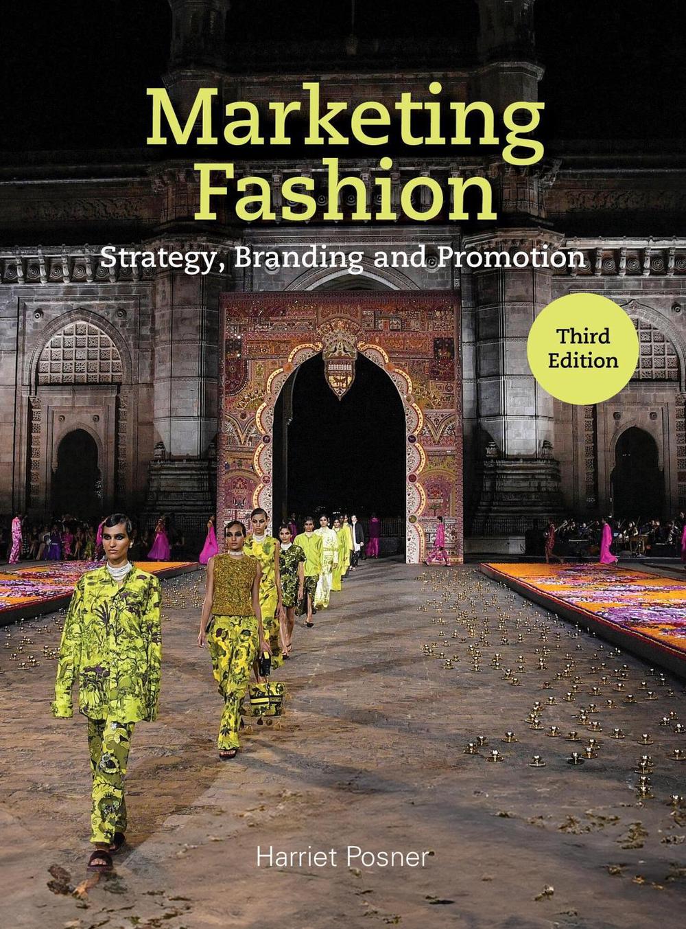 Marketing Fashion Third Edition, 9781529420326