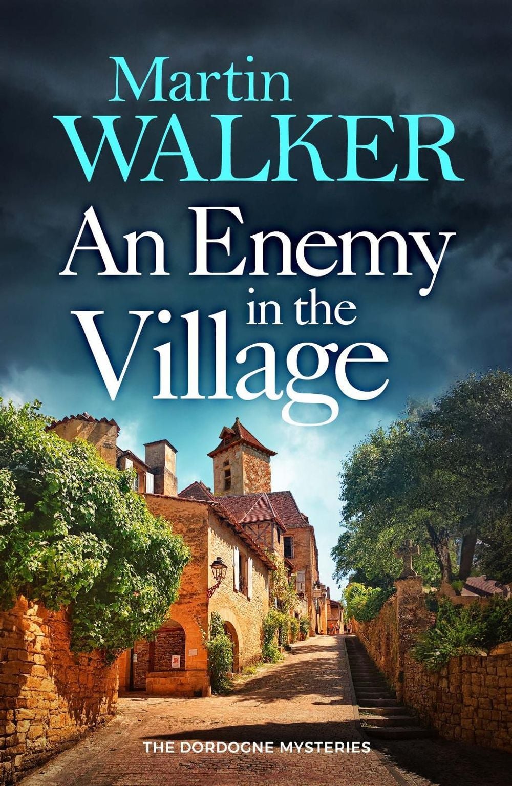An Enemy in the Village by Martin Walker - ISBN: 9781529428377