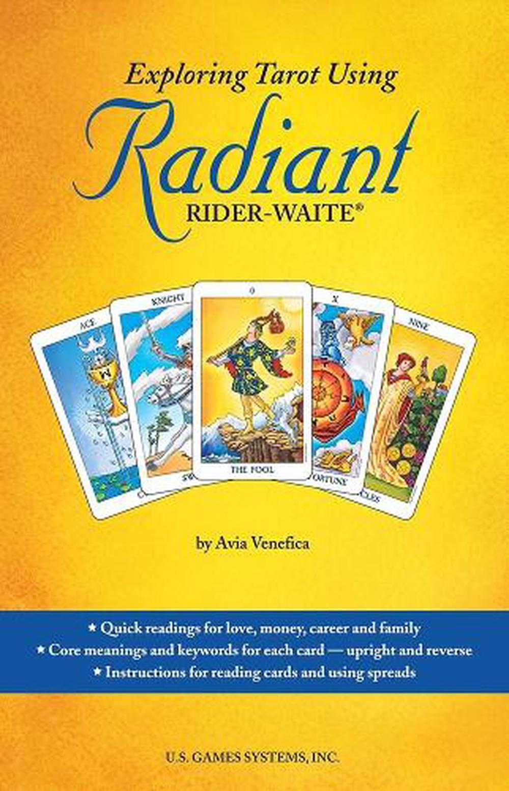 Exploring Tarot Using Radiant Rider-Waite®, 9781572818095