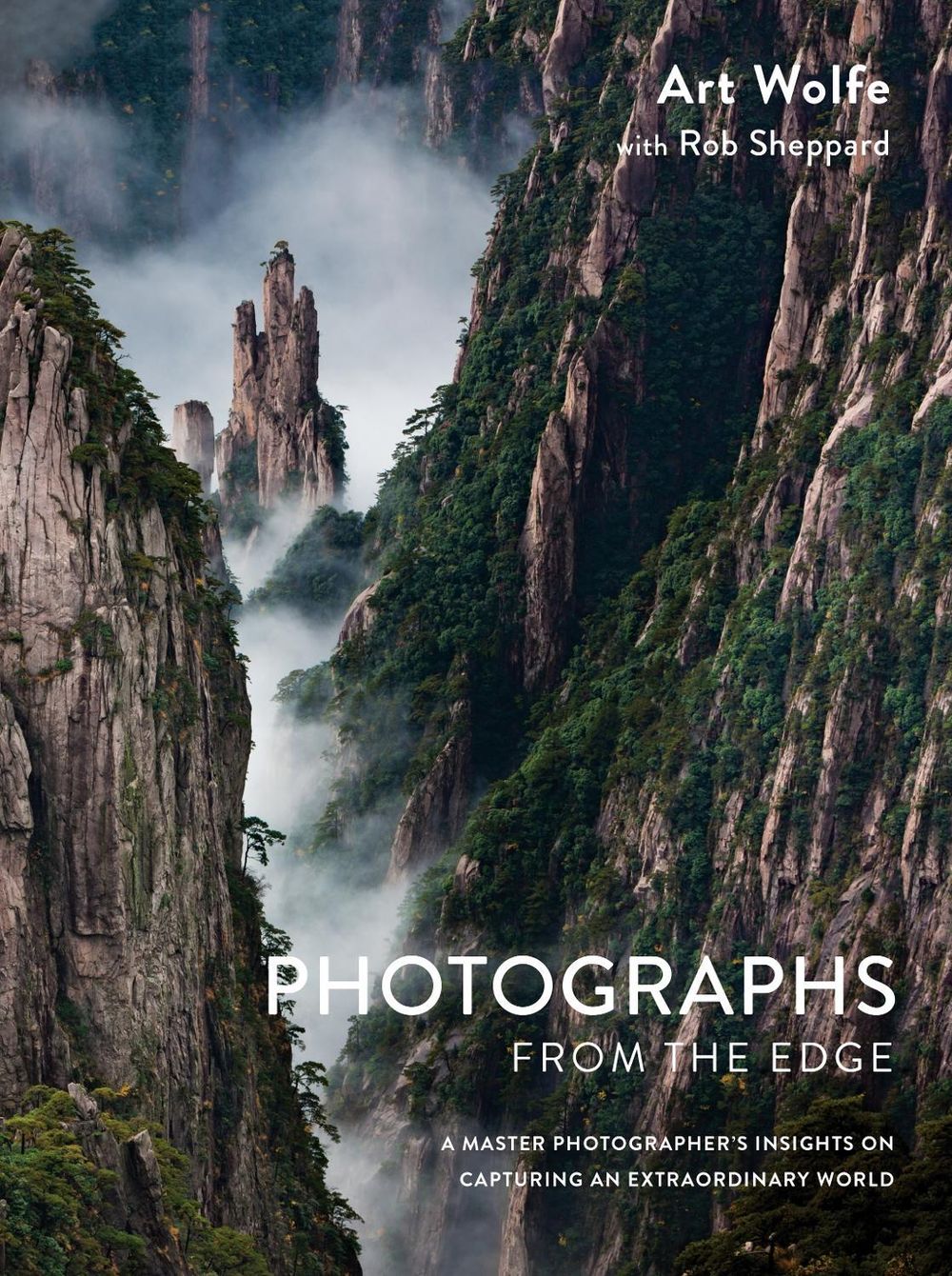 Photographs from the Edge by A. Wolfe - ISBN: 9781607747819