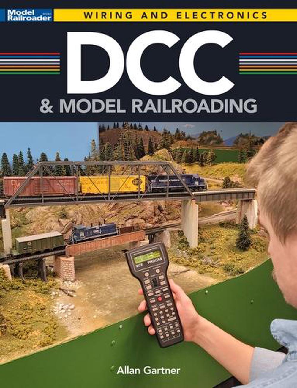 DCC and Model Railroading, 9781627009959