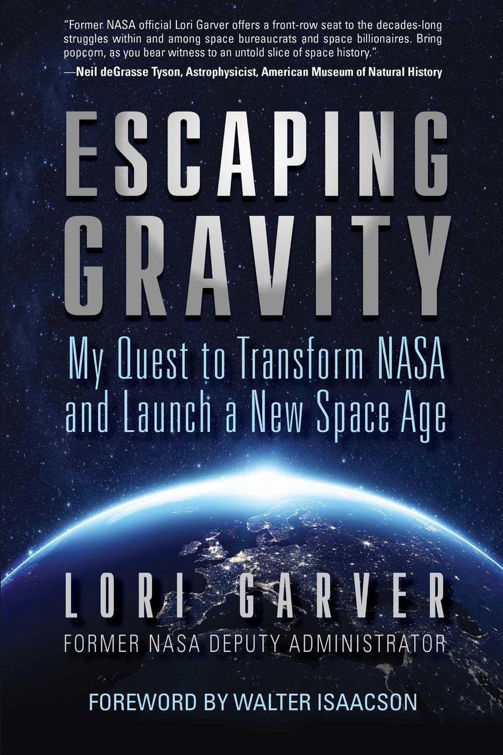 Escaping Gravity, 9781635767704