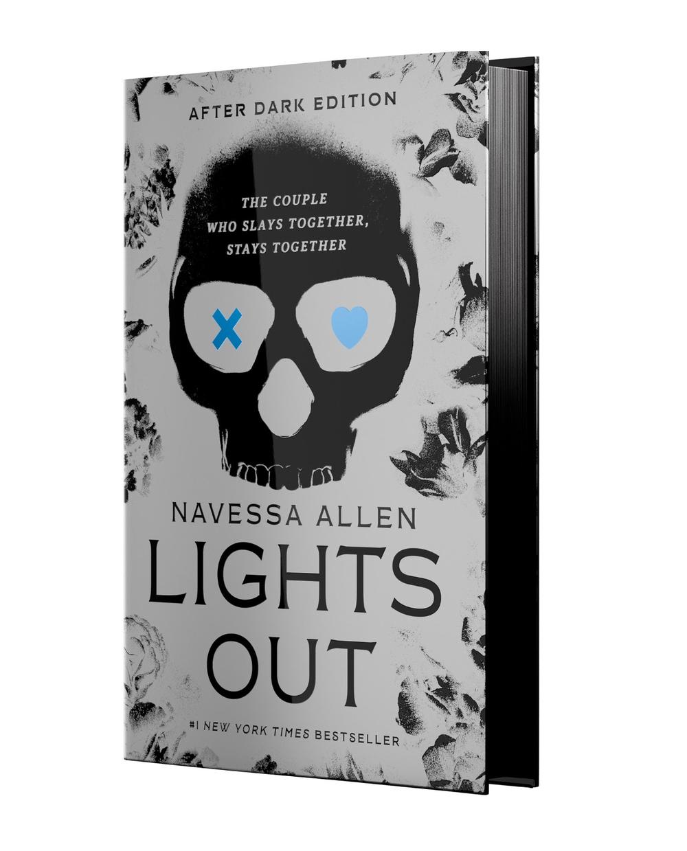Lights Out Collector's Edition, 9781638933700