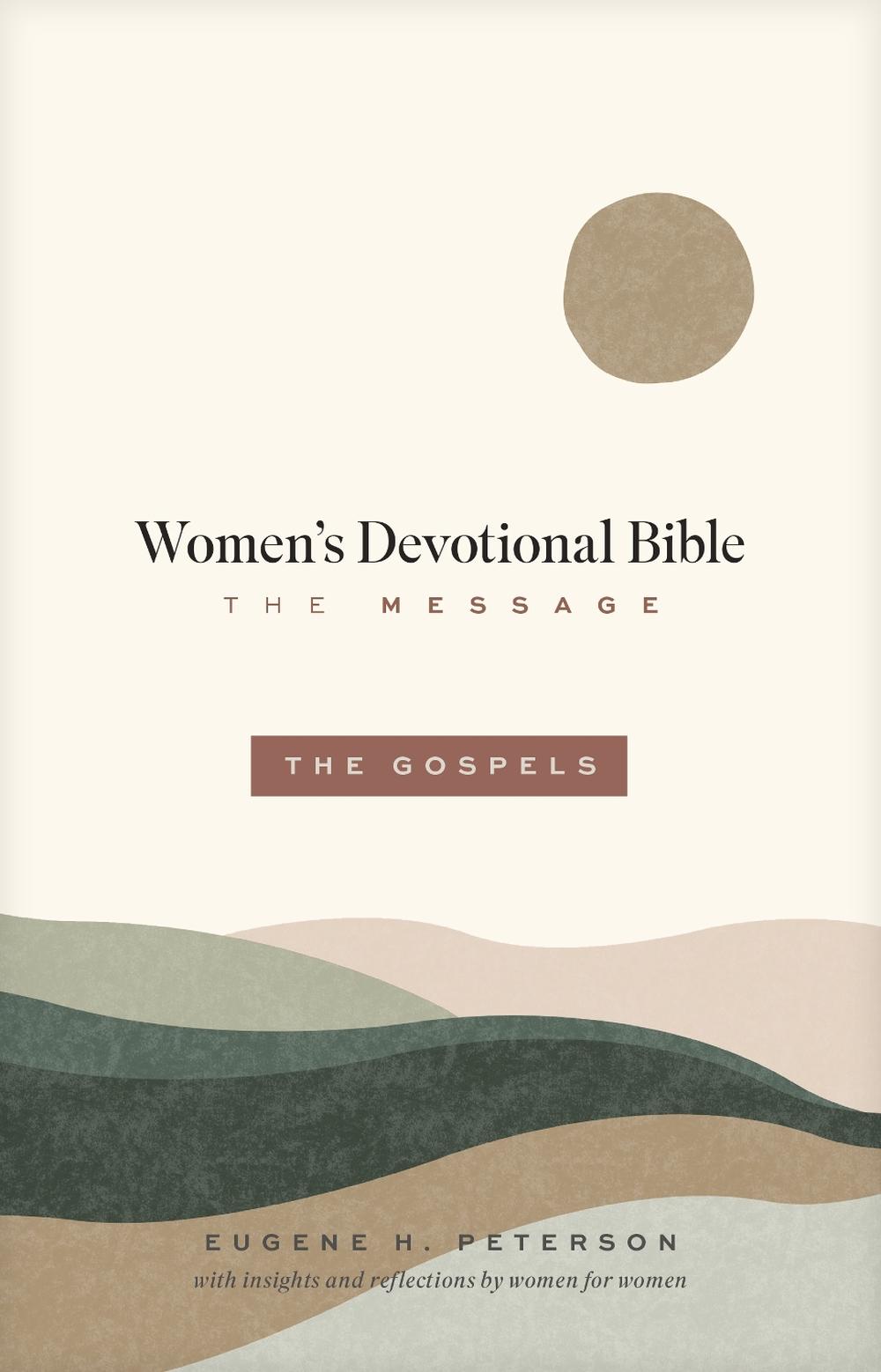 The Message Women's Devotional Bible, 9781641586399