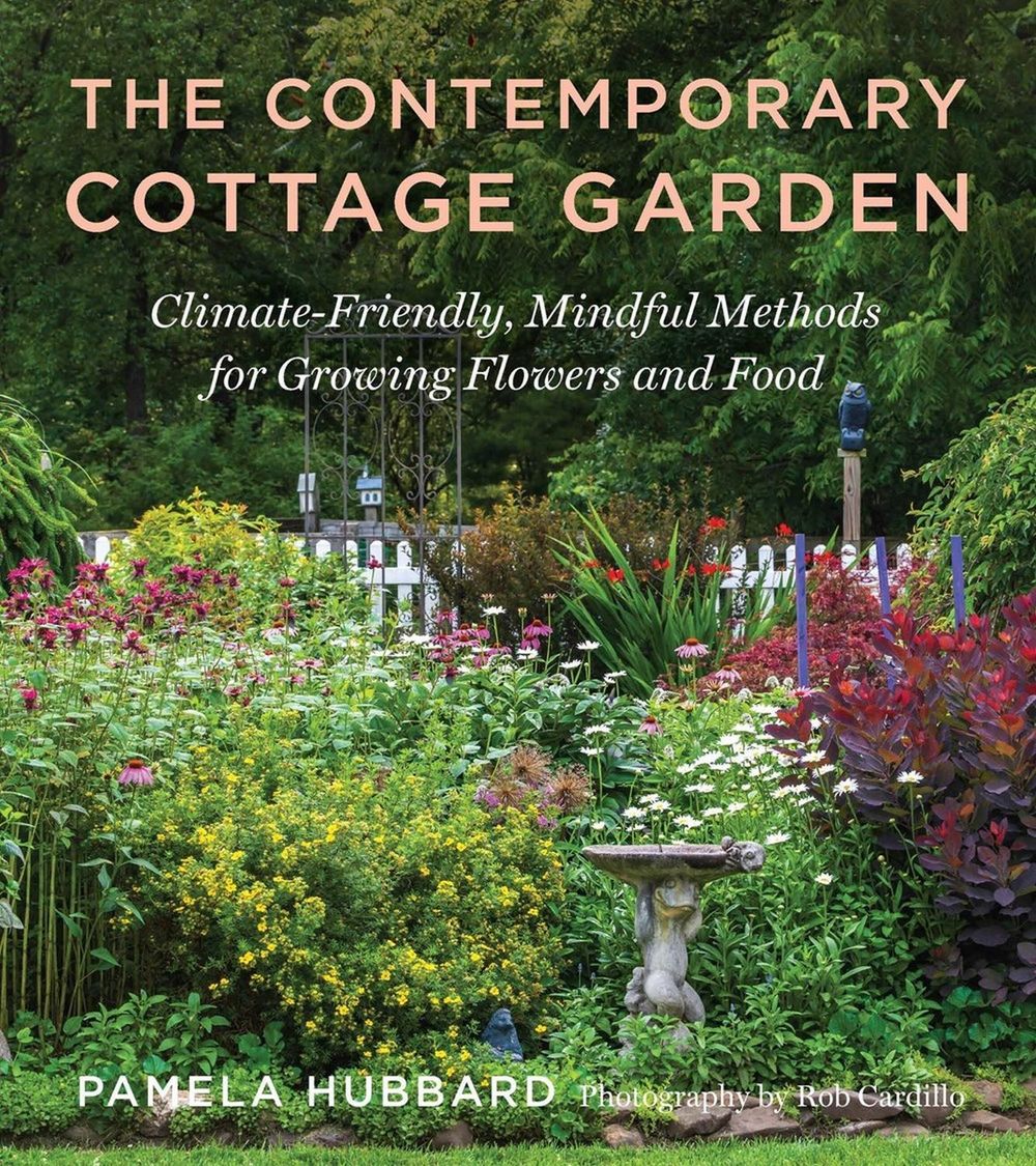 The Contemporary Cottage Garden by Pamela Hubbard - ISBN: 9781643263755