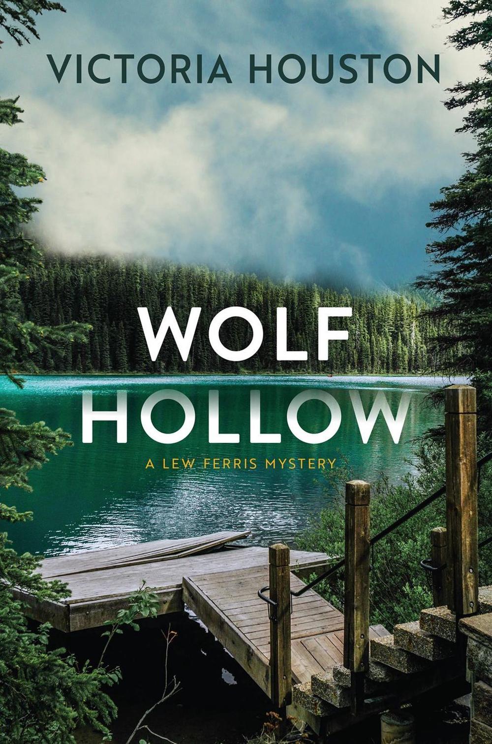 Wolf Hollow by Victoria Houston - ISBN: 9781643858005