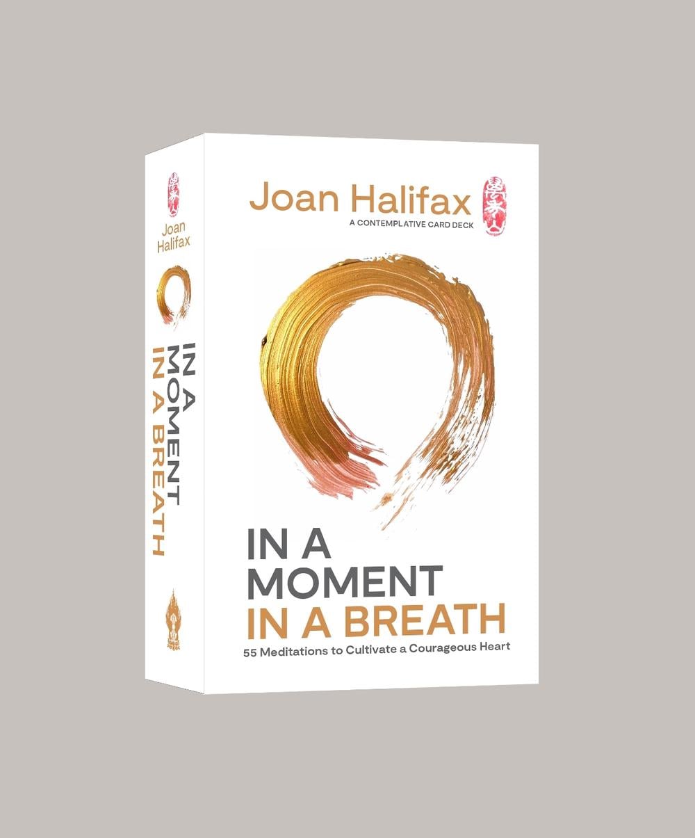 In a Moment, in a Breath by Joan Halifax - ISBN: 9781645471103