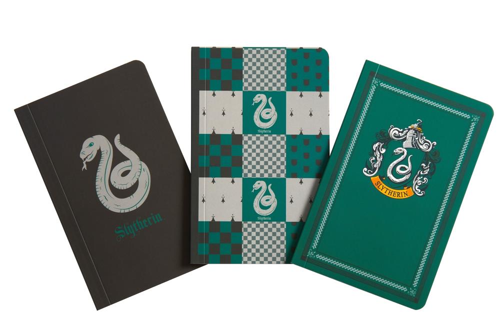 Harry Potter: Slytherin Pocket Notebook Collection - ISBN: 9781647220105