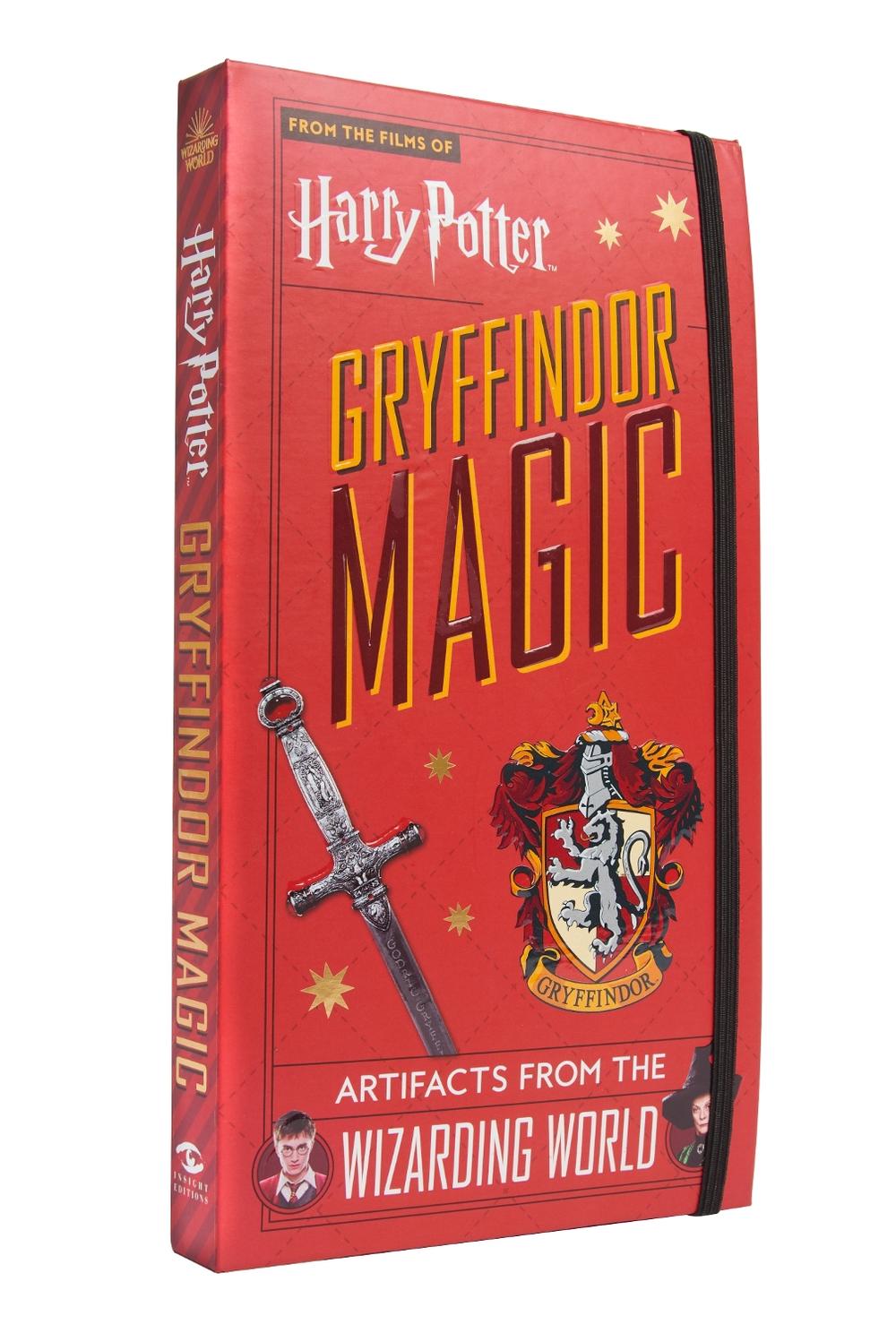 Harry Potter: Gryffindor Magic: Artifacts from the Wizarding World, 9781647221928