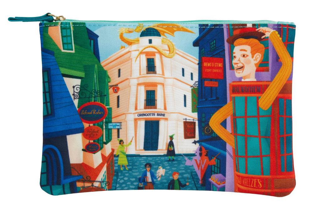 Harry Potter: Exploring Diagon Alley Accessory Pouch by Insight Editions - ISBN: 9781647223496